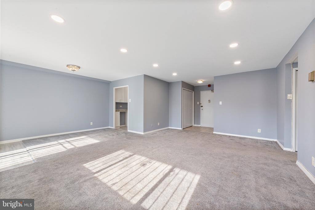 1900 Lyttonsville Road, #111, Silver Spring, MD 20910