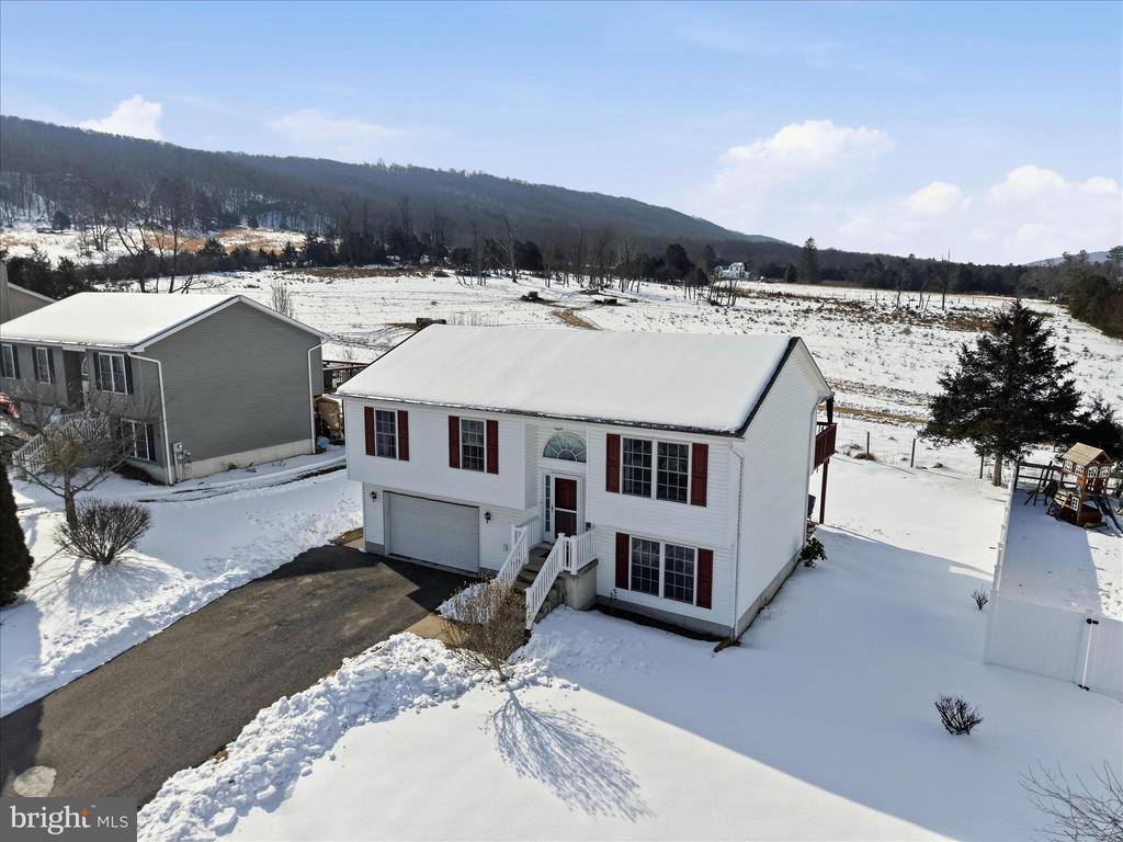 109 Mulberry Lane, Wardensville, WV 26851