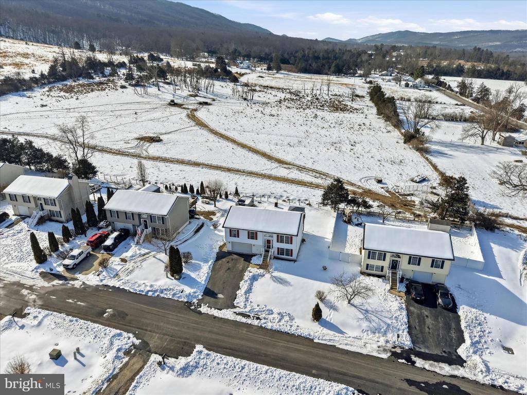 109 Mulberry Lane, Wardensville, WV 26851