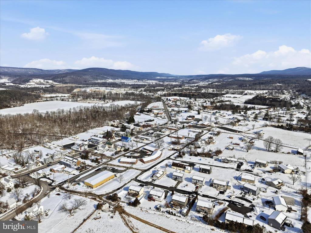 109 Mulberry Lane, Wardensville, WV 26851