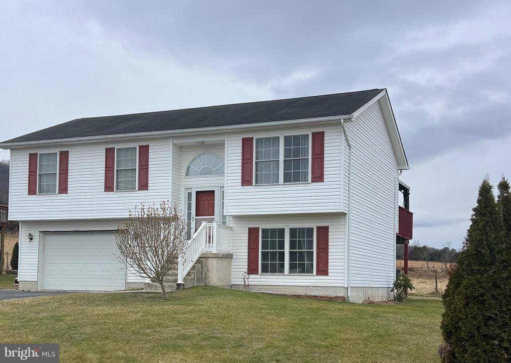 109 Mulberry Lane, Wardensville, WV 26851