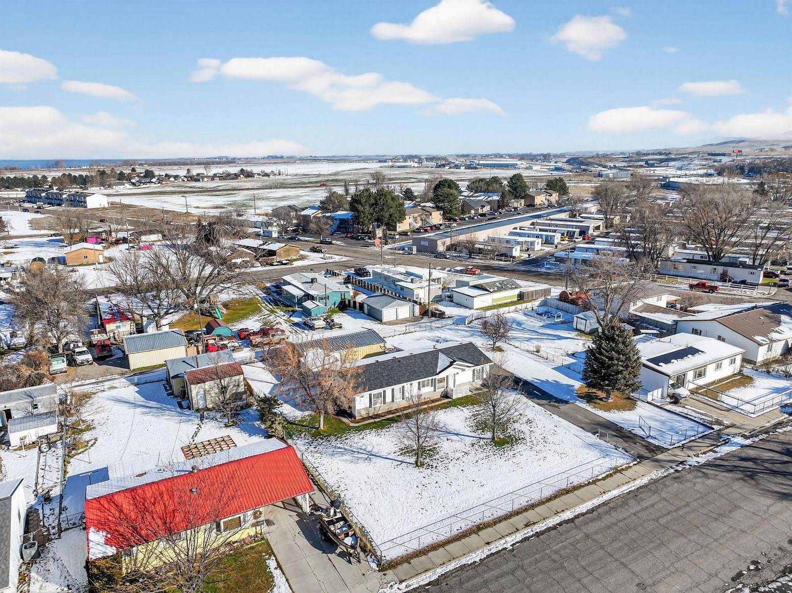445 Adams Street, American Falls, ID 83211
