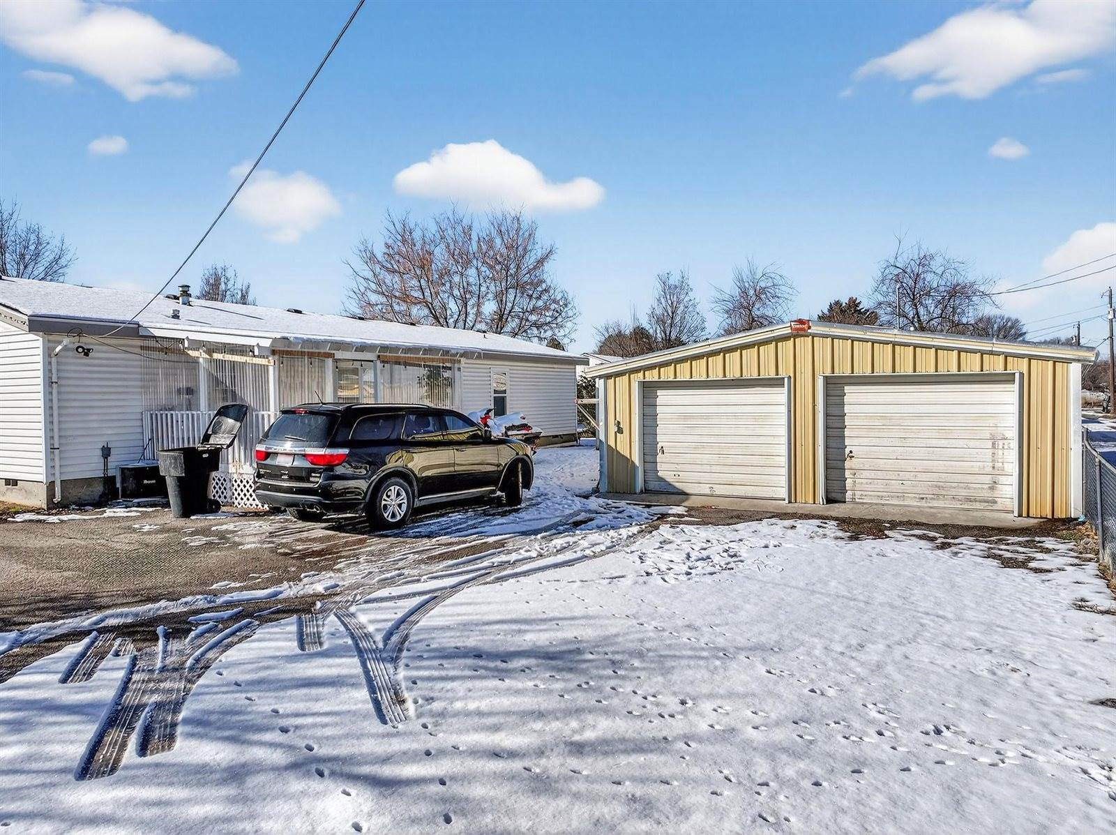 445 Adams Street, American Falls, ID 83211