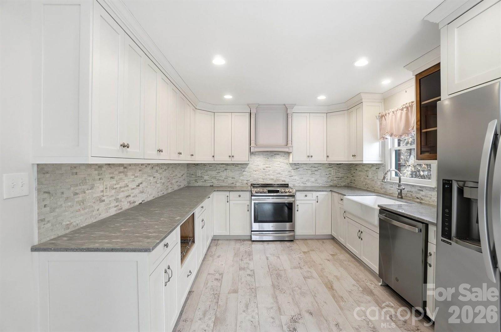 4316 Appaloosa Lane, Charlotte, NC 28215