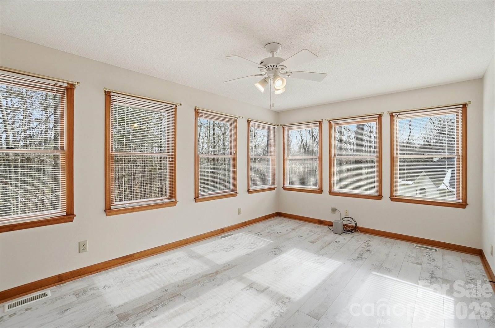 4316 Appaloosa Lane, Charlotte, NC 28215