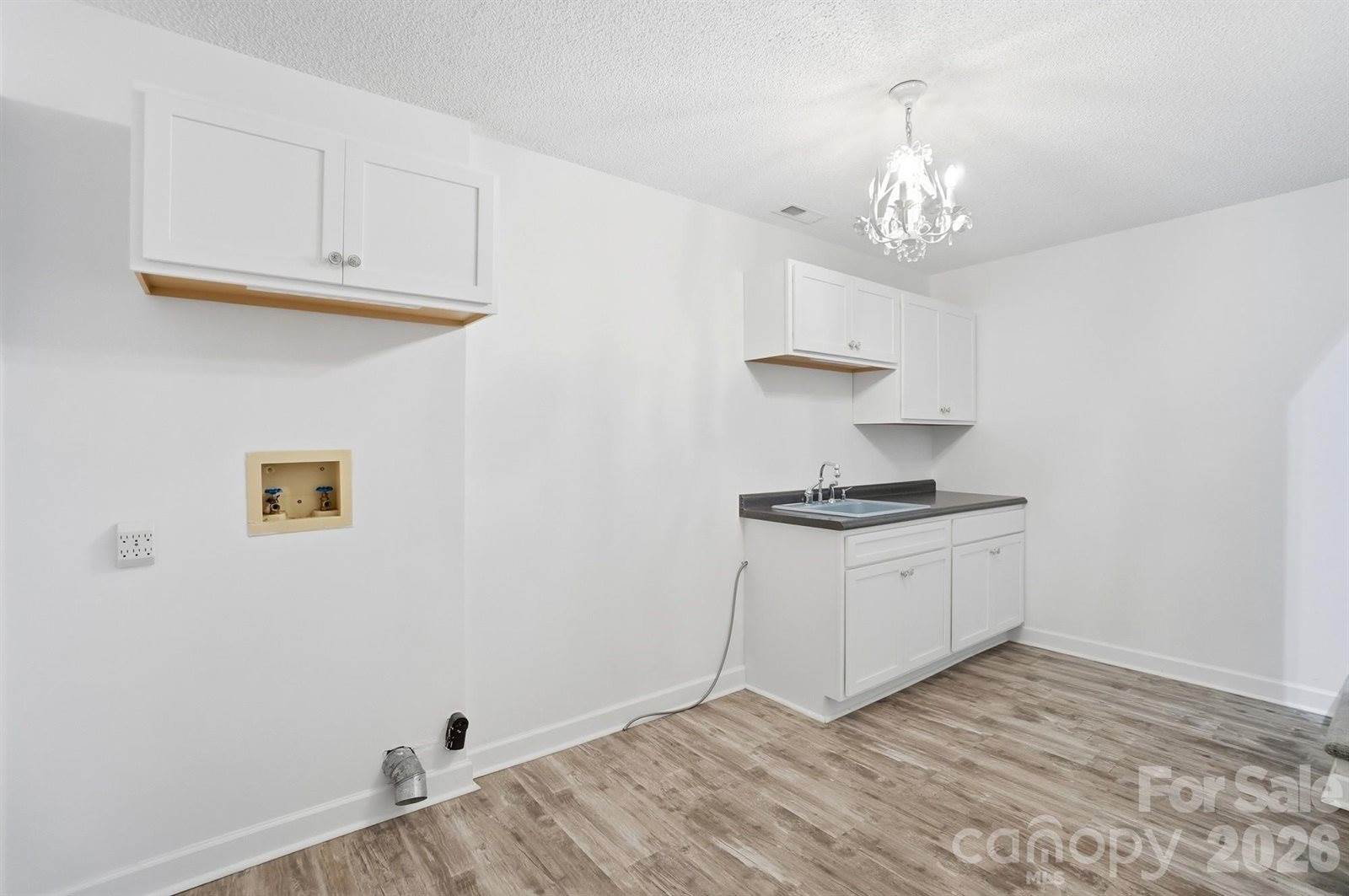 4316 Appaloosa Lane, Charlotte, NC 28215