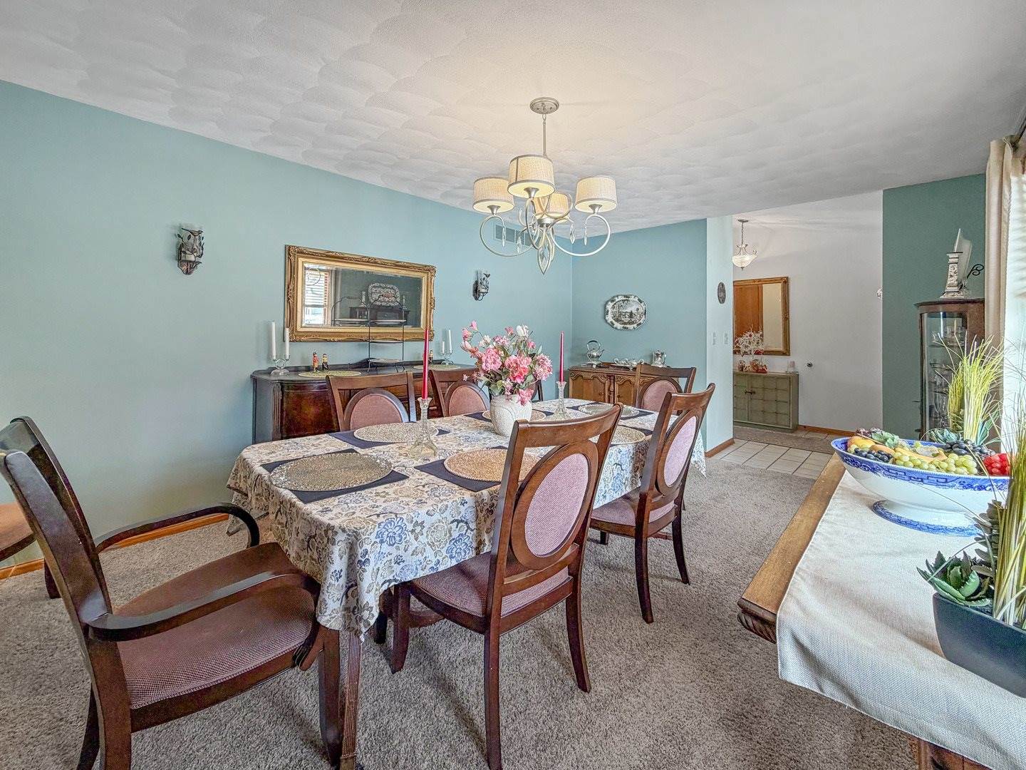 210 Park Crest Drive, Freeport, IL 61032