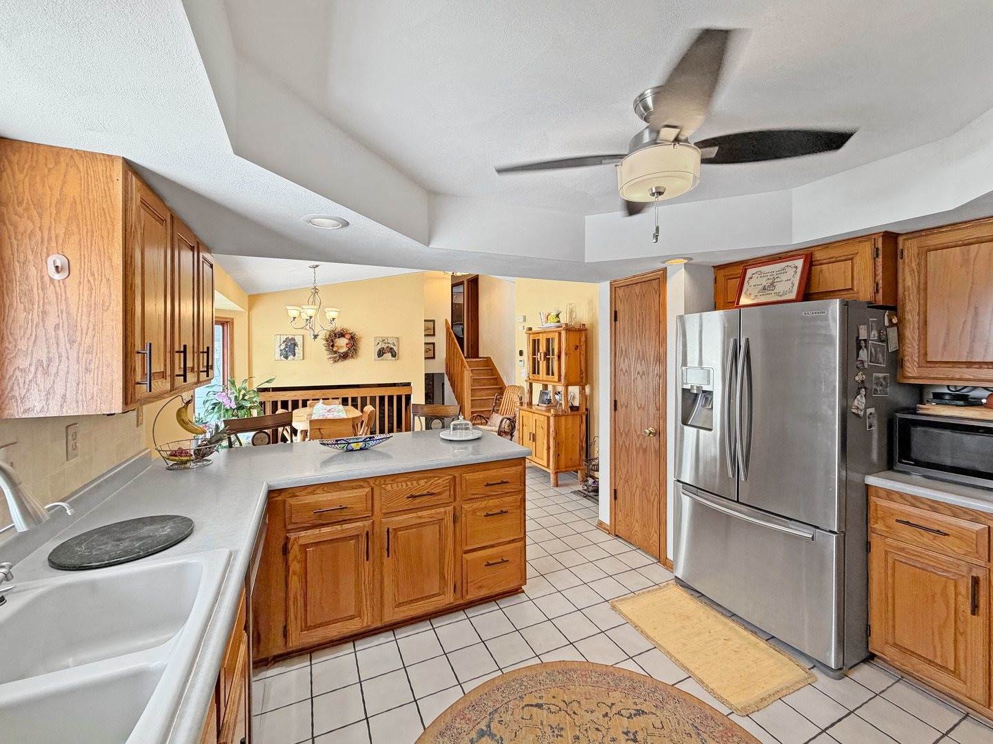 210 Park Crest Drive, Freeport, IL 61032