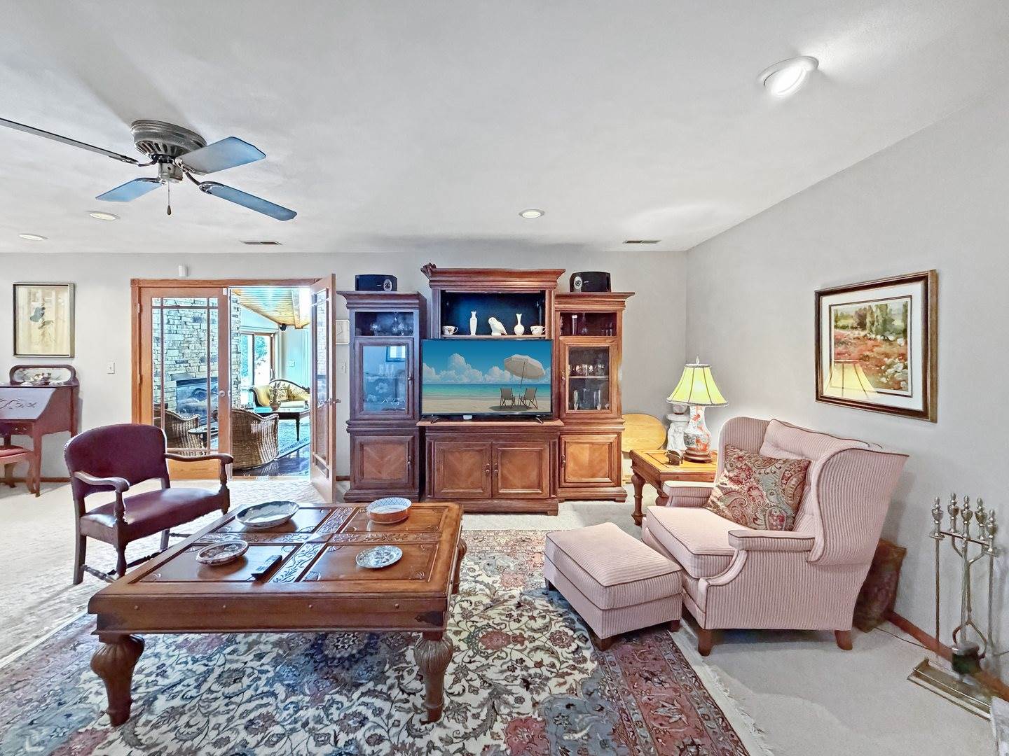 210 Park Crest Drive, Freeport, IL 61032