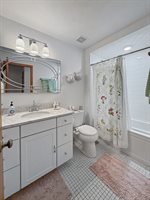 210 Park Crest Drive, Freeport, IL 61032