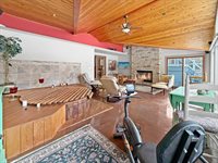 210 Park Crest Drive, Freeport, IL 61032