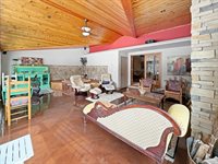 210 Park Crest Drive, Freeport, IL 61032