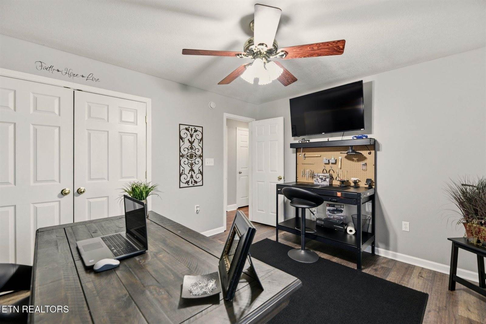 109 Oakview Drive, Kingston, TN 37763