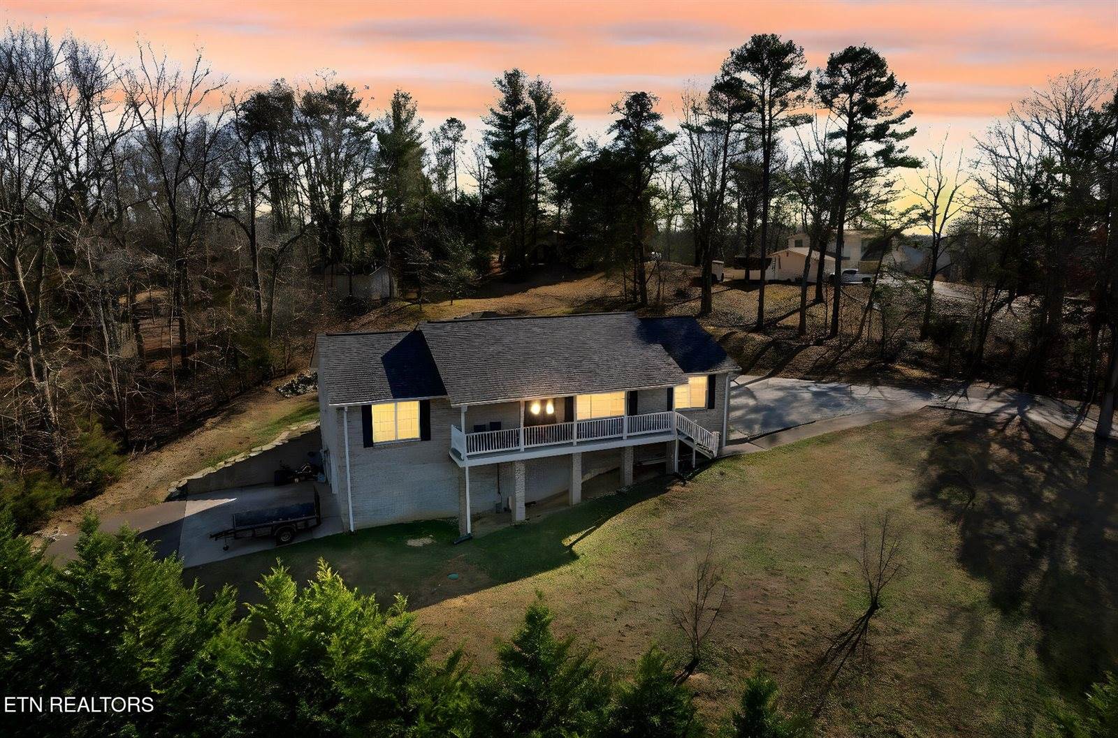 109 Oakview Drive, Kingston, TN 37763