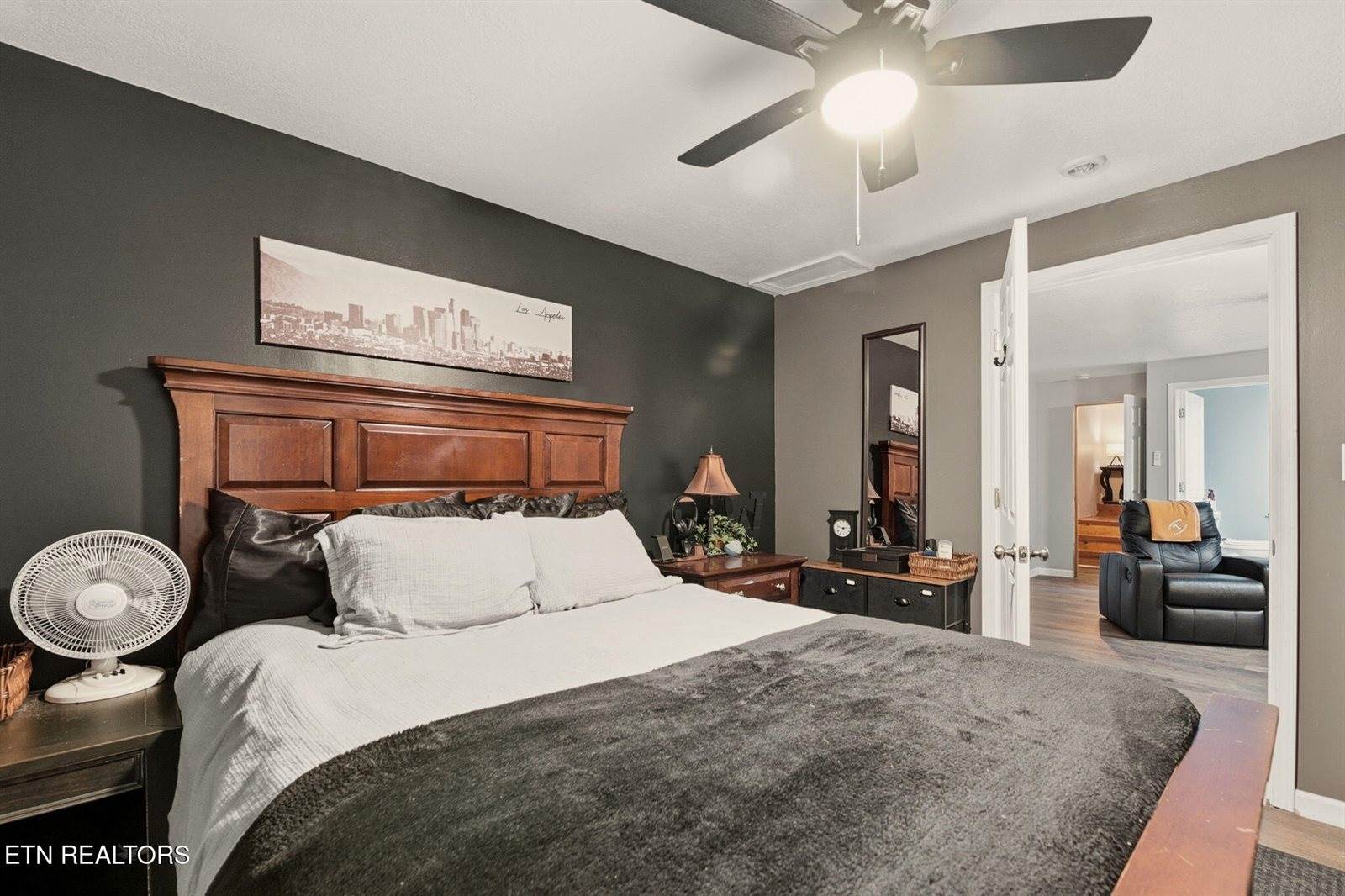 109 Oakview Drive, Kingston, TN 37763