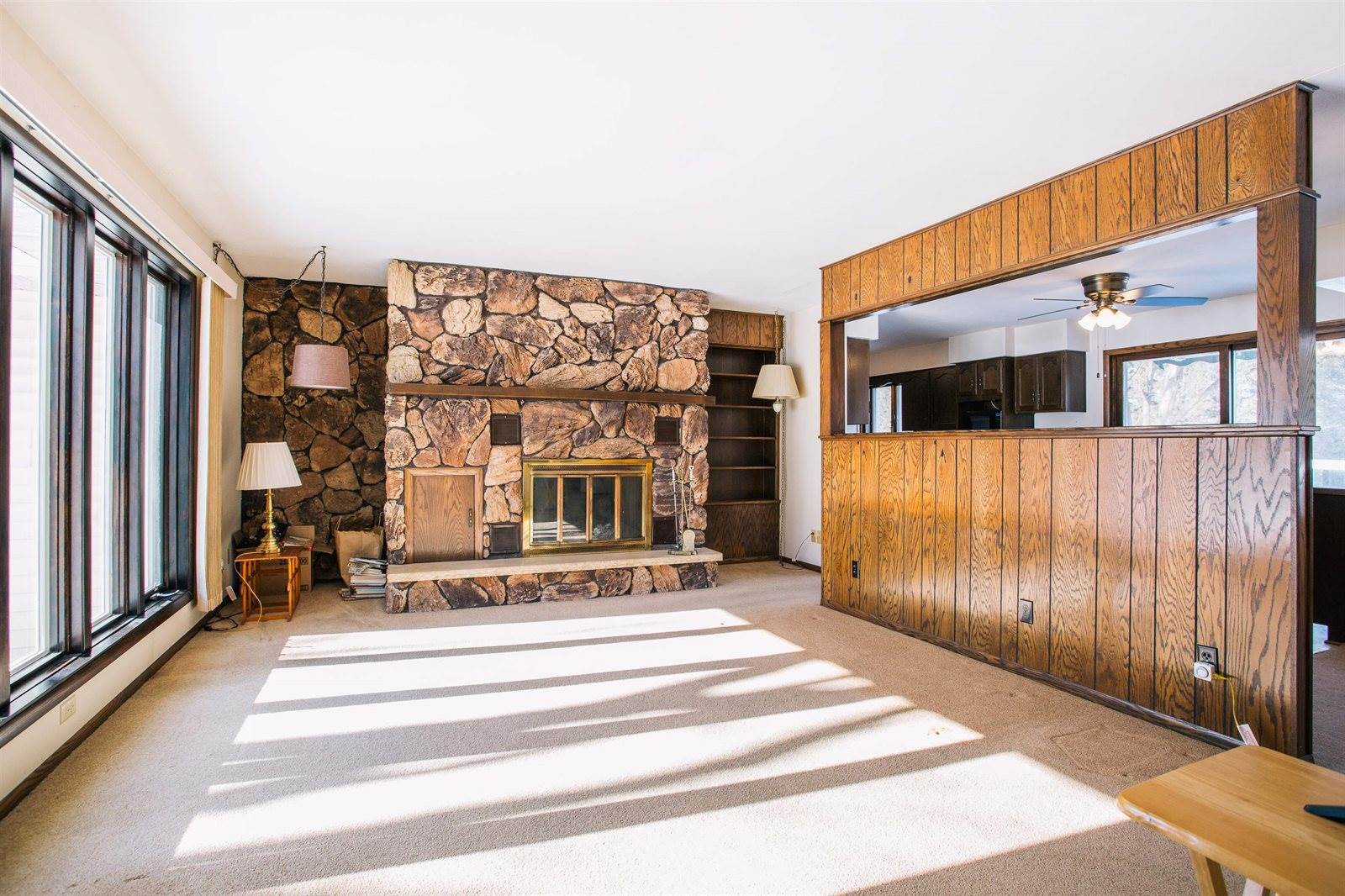 214 W Hunt Street, Greenwood, WI 54437