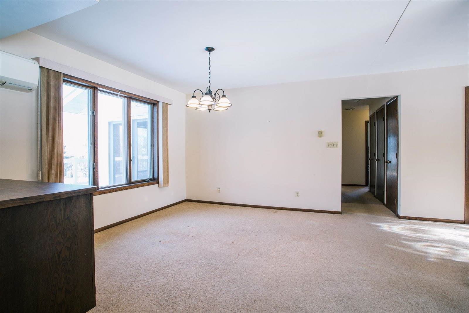 214 W Hunt Street, Greenwood, WI 54437