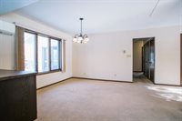 214 W Hunt Street, Greenwood, WI 54437