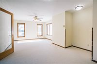 214 W Hunt Street, Greenwood, WI 54437