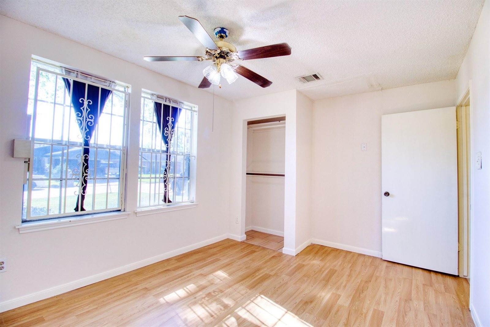 12119 Crystalwood Drive, Houston, TX 77013