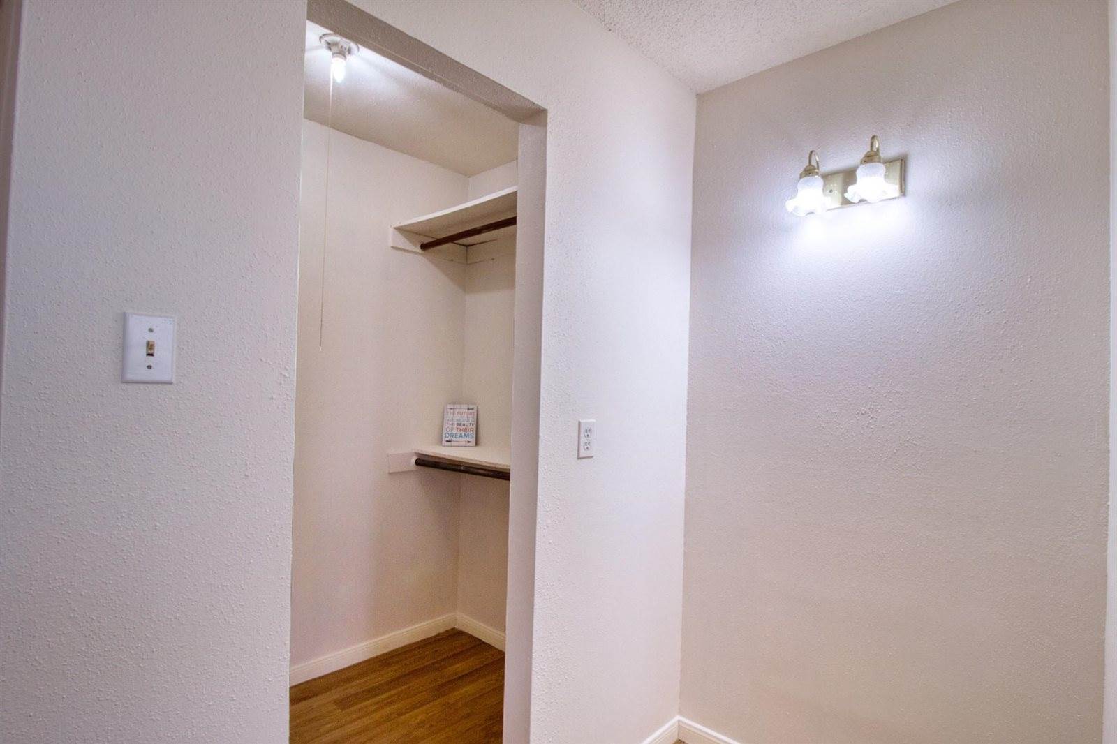 12119 Crystalwood Drive, Houston, TX 77013