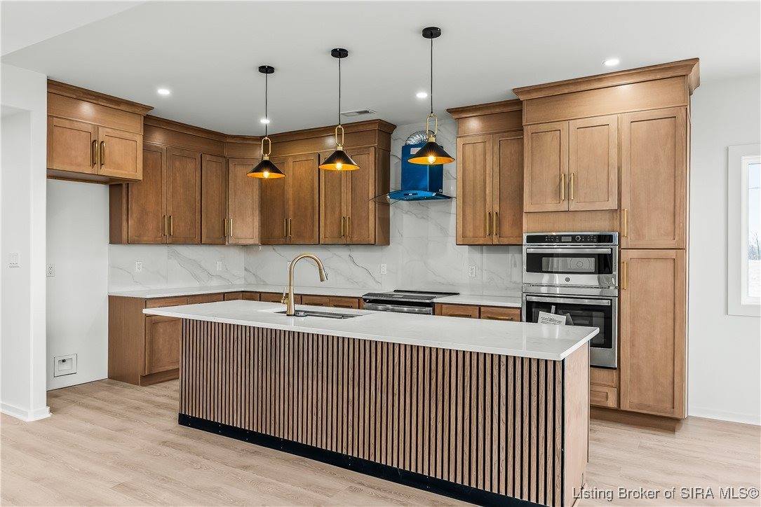 1020 Ridgeview Drive, Jeffersonville, IN 47130