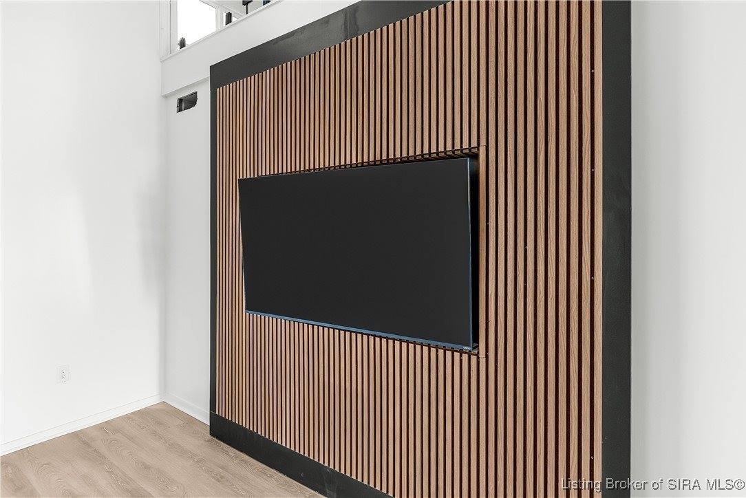 1020 Ridgeview Drive, Jeffersonville, IN 47130