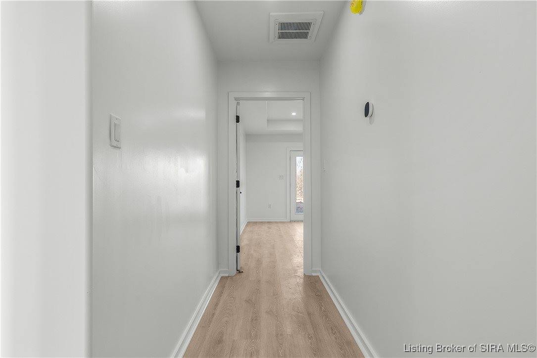 1020 Ridgeview Drive, Jeffersonville, IN 47130