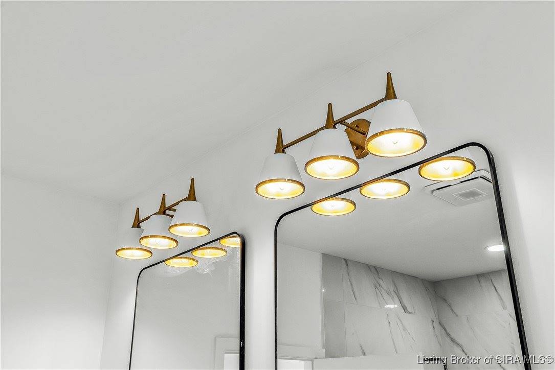 1020 Ridgeview Drive, Jeffersonville, IN 47130