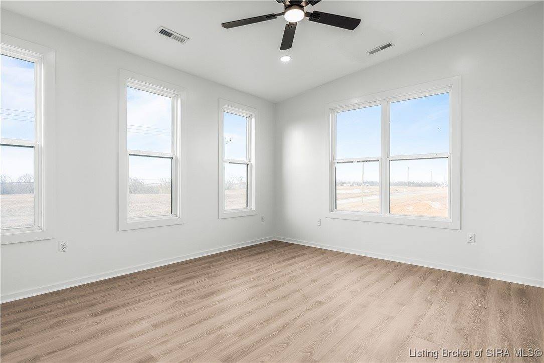 1020 Ridgeview Drive, Jeffersonville, IN 47130