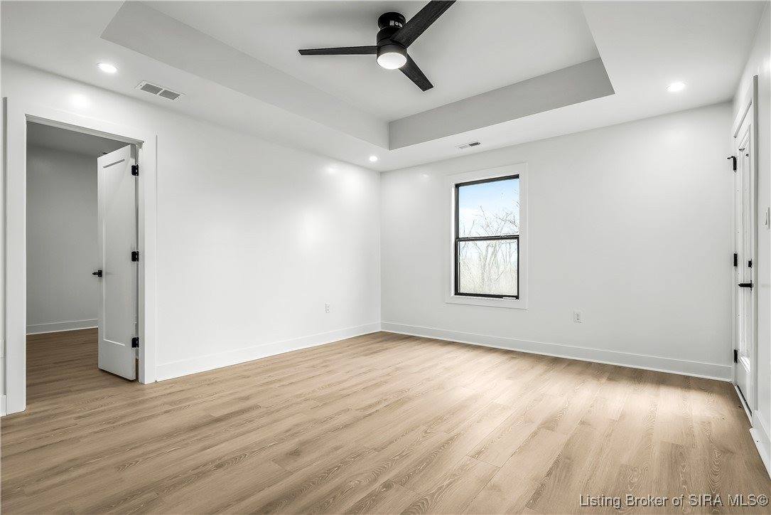 1019 Ridgeview Drive, Jeffersonville, IN 47130