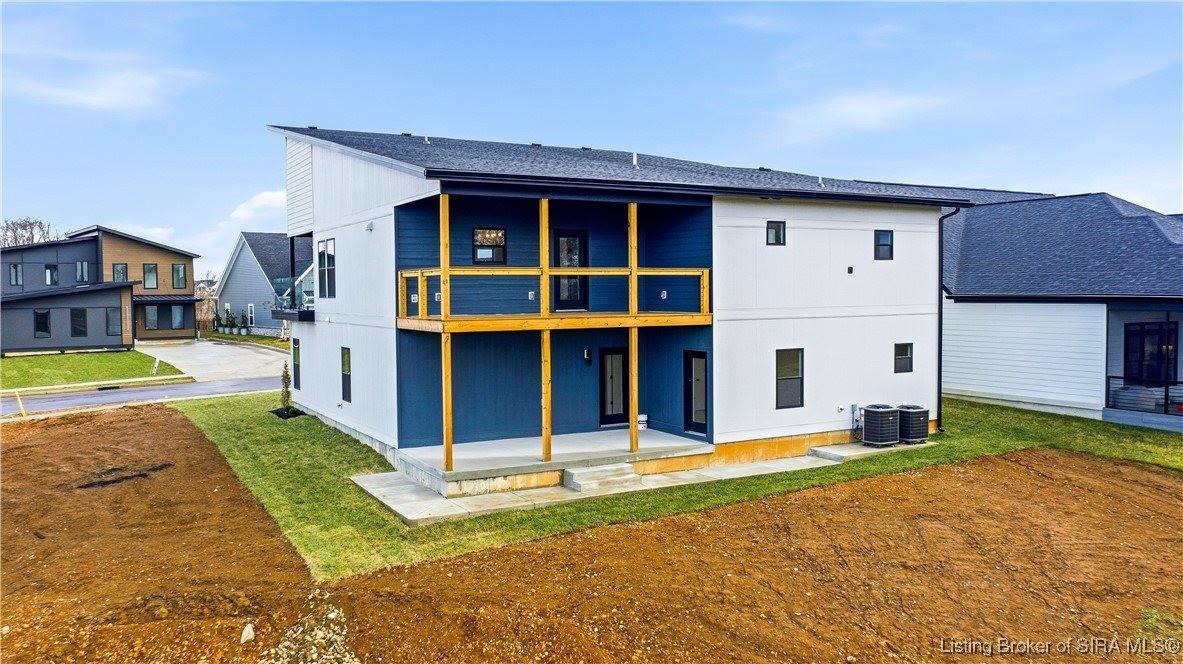 1019 Ridgeview Drive, Jeffersonville, IN 47130