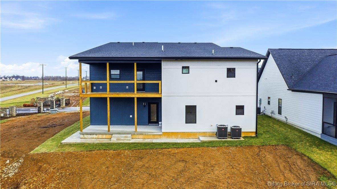 1019 Ridgeview Drive, Jeffersonville, IN 47130