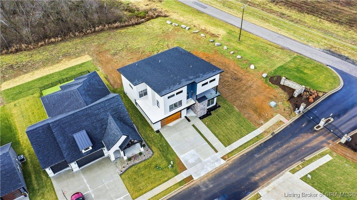 1019 Ridgeview Drive, Jeffersonville, IN 47130