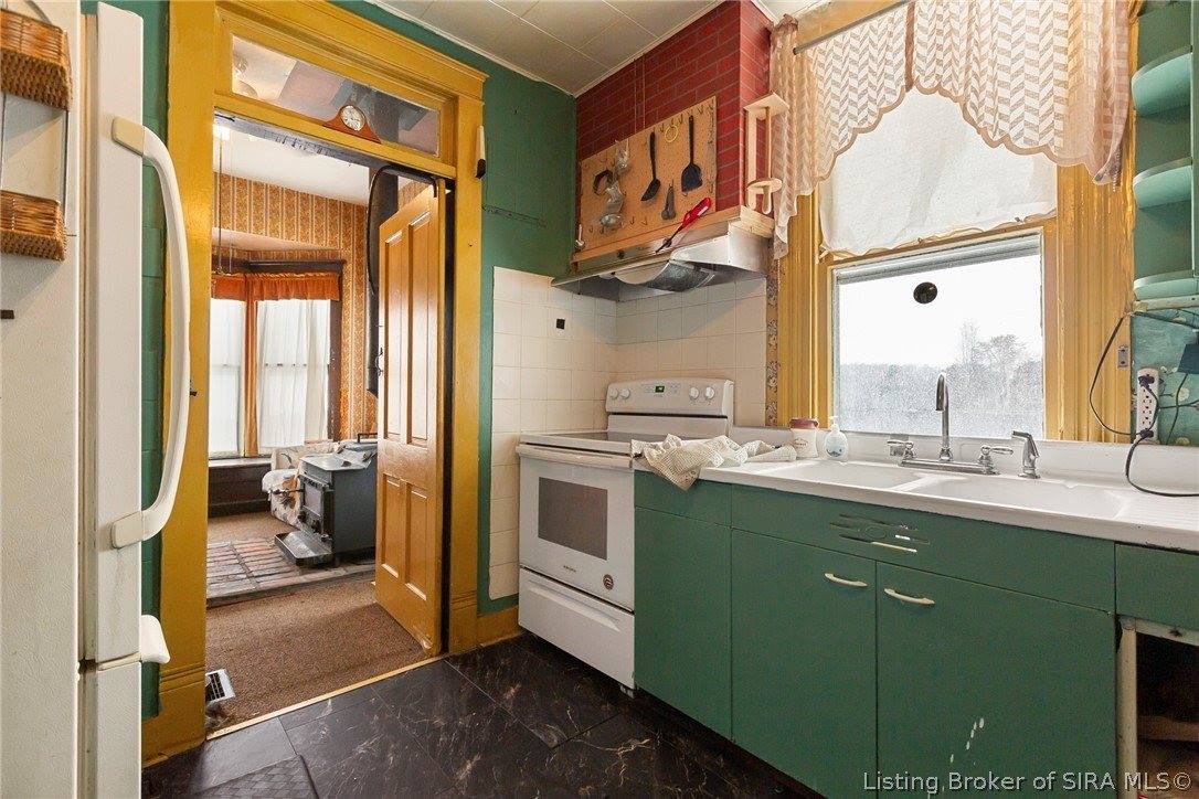 7993 East Walnut Street, Lexington, IN 47138