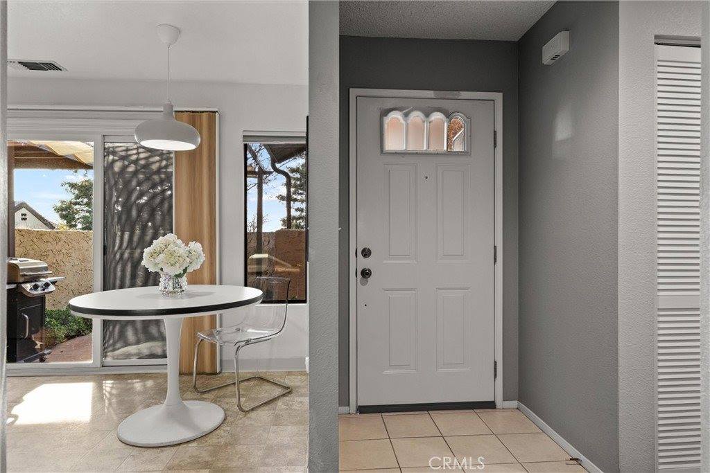 5 Valley Lake, Chico, CA 95928