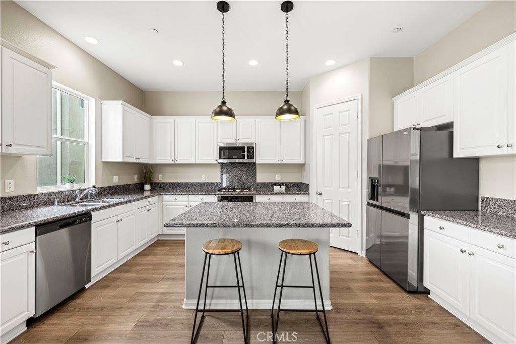 27422 Pioneer Court, Valencia, CA 91381