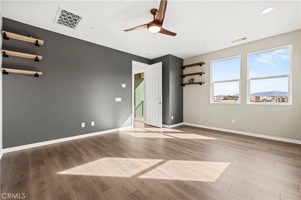 27422 Pioneer Court, Valencia, CA 91381