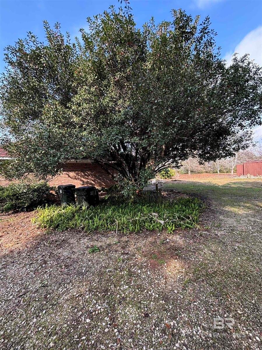 11125 Garrett Road, Daphne, AL 36526