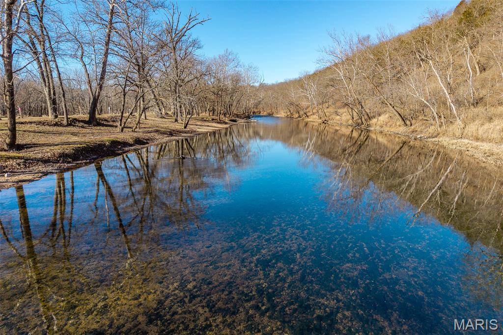 30633 Marigold, Lebanon, MO 65536