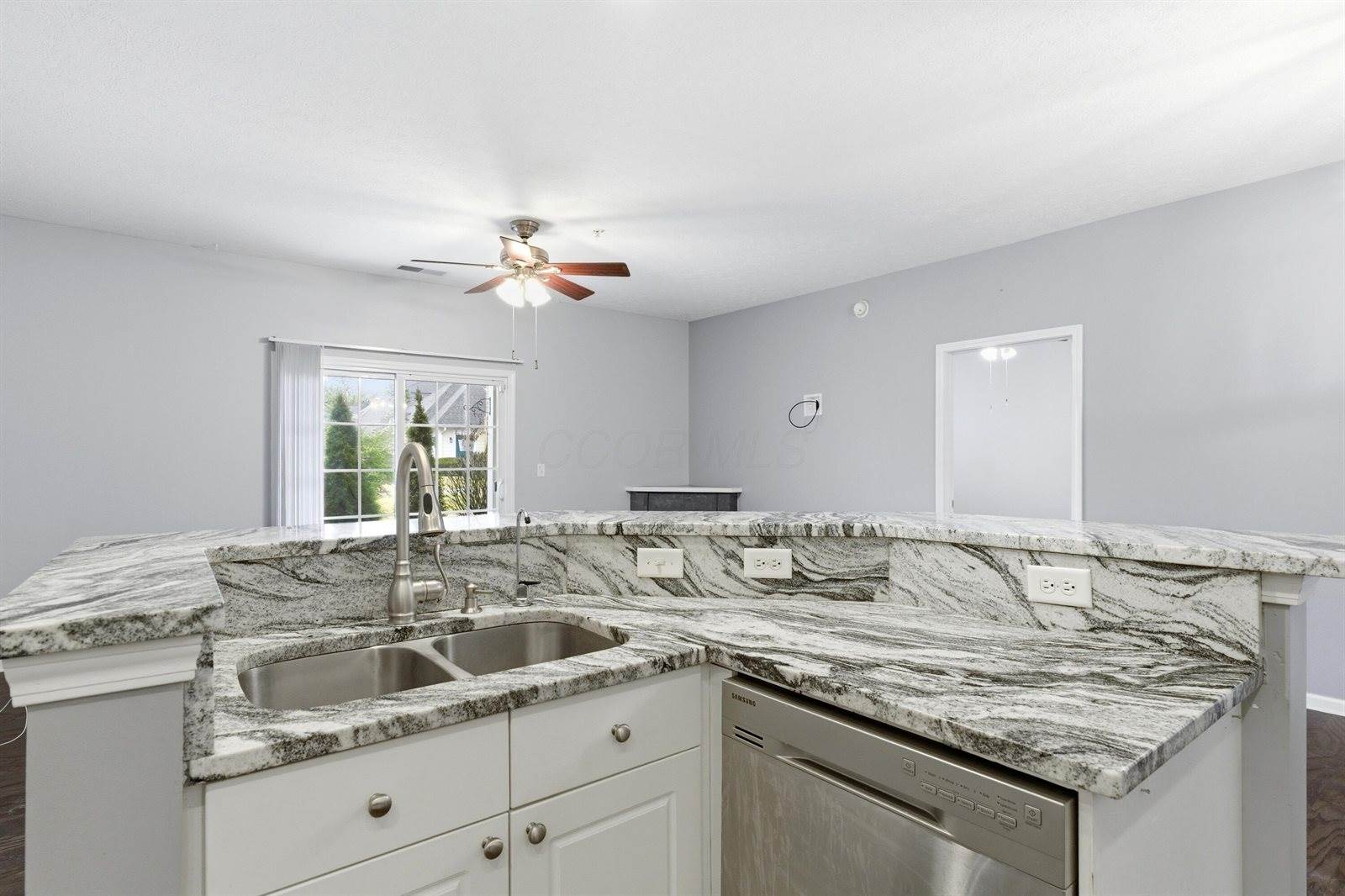 7728 South Essex Gate Drive, Dublin, OH 43016