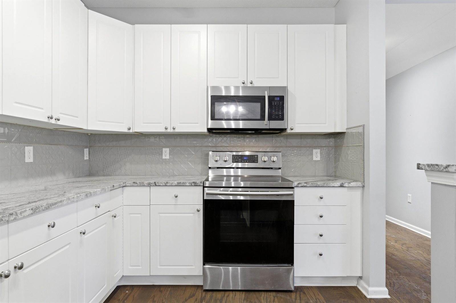 7728 South Essex Gate Drive, Dublin, OH 43016