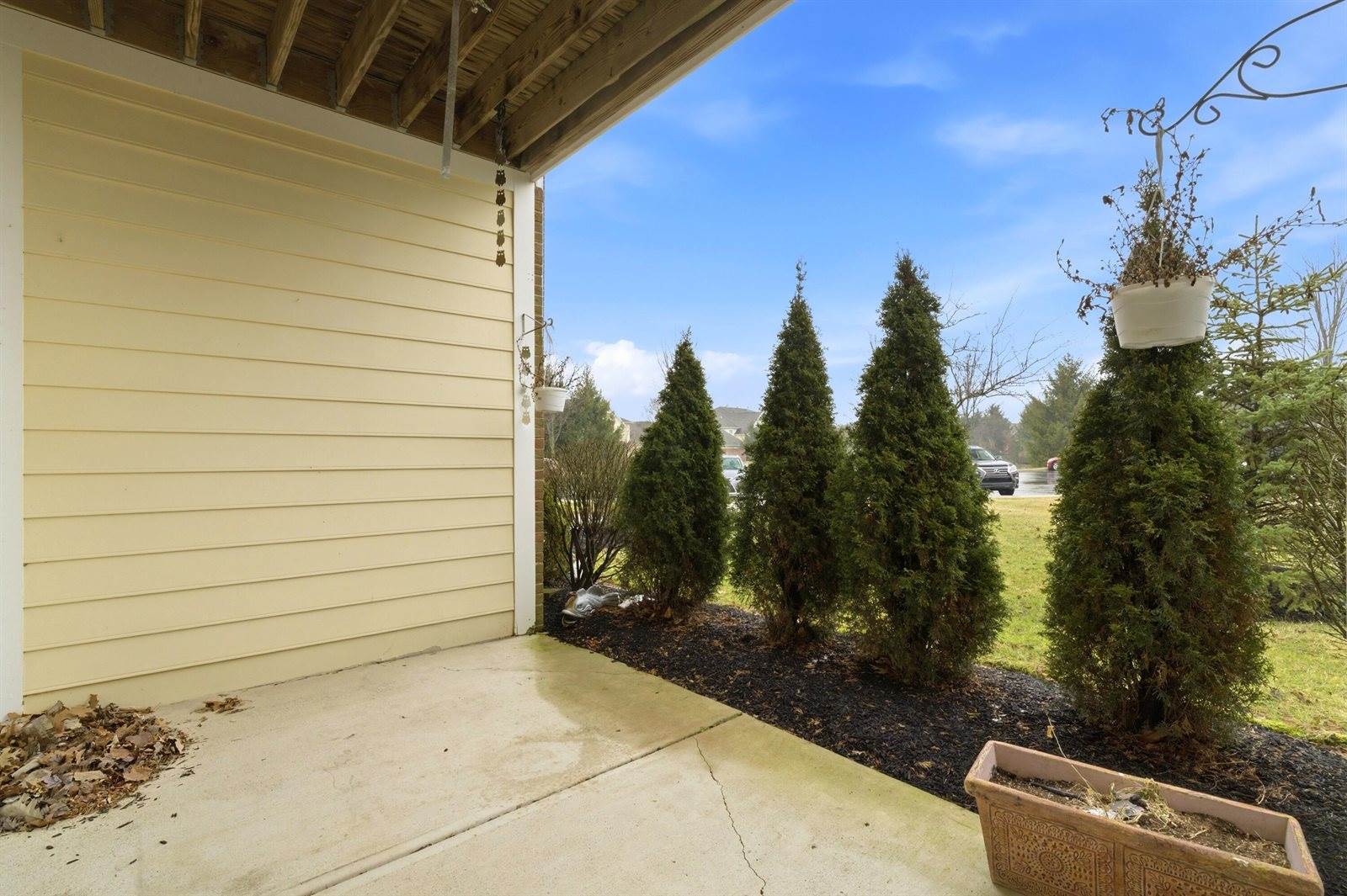 7728 South Essex Gate Drive, Dublin, OH 43016