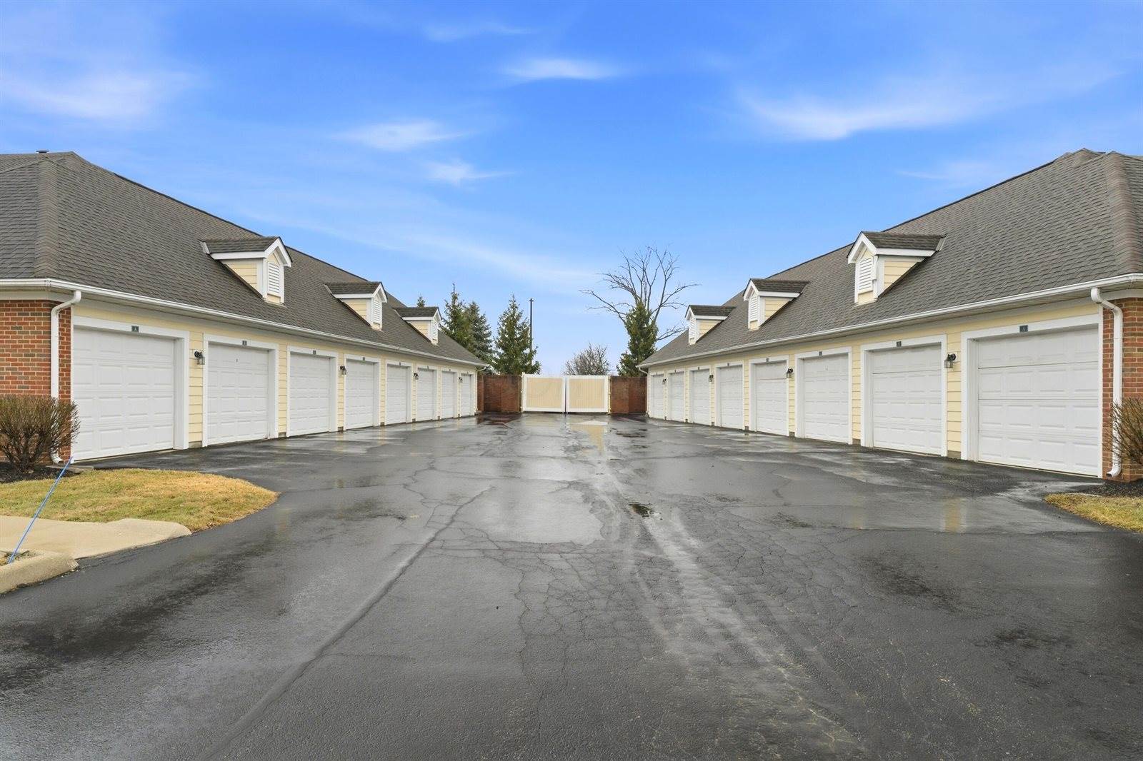 7728 South Essex Gate Drive, Dublin, OH 43016