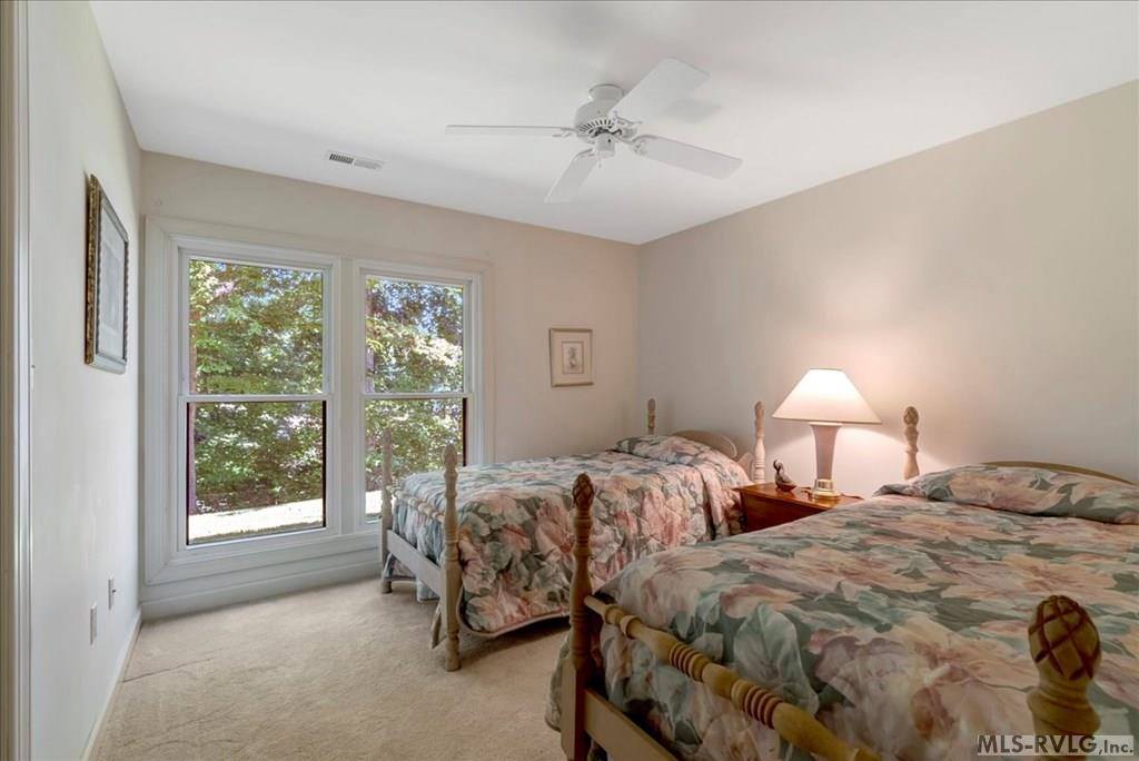 143 Cabin Point Rd, Littleton, NC 27850