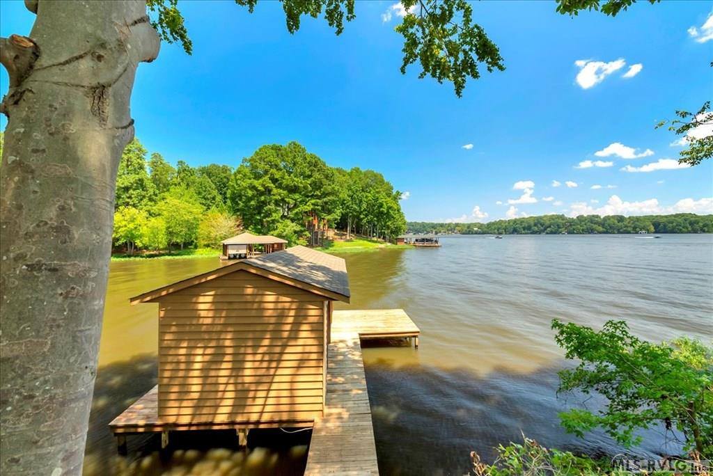 143 Cabin Point Rd, Littleton, NC 27850