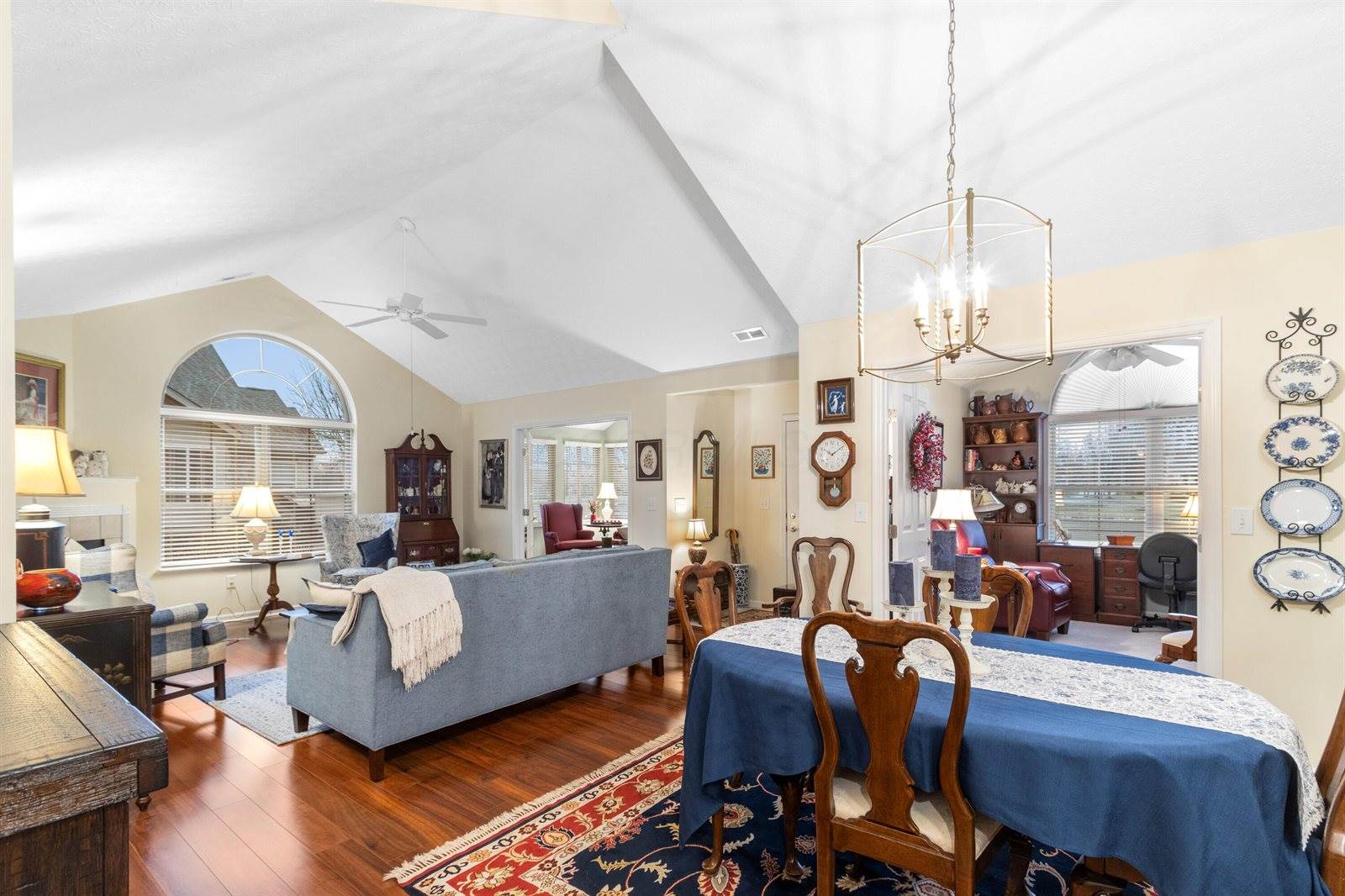 531 Ruttington Lane, Westerville, OH 43082