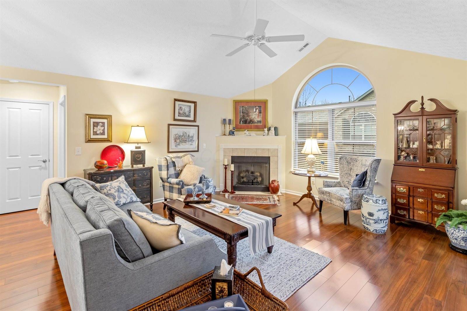 531 Ruttington Lane, Westerville, OH 43082