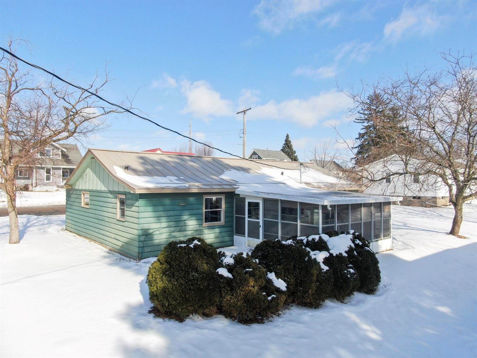 301 East Park St, Westby, WI 54667