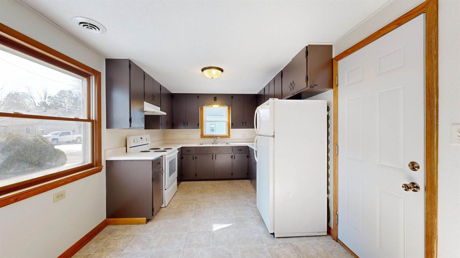 301 East Park St, Westby, WI 54667